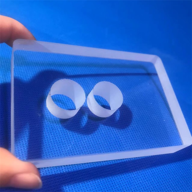 High purity transparent perforated quartz plate High purity transparent perforated quartz plate