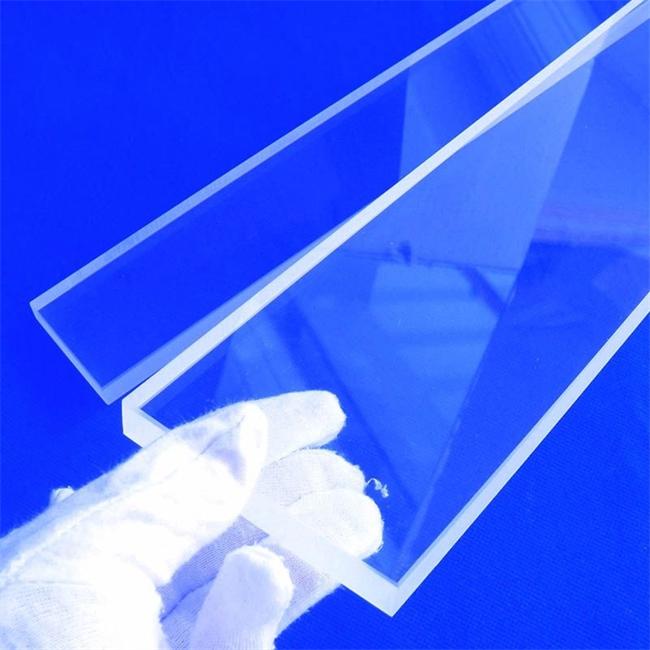 Cutting transparent rectangular quartz plate factory Cutting transparent rectangular quartz plate factory
