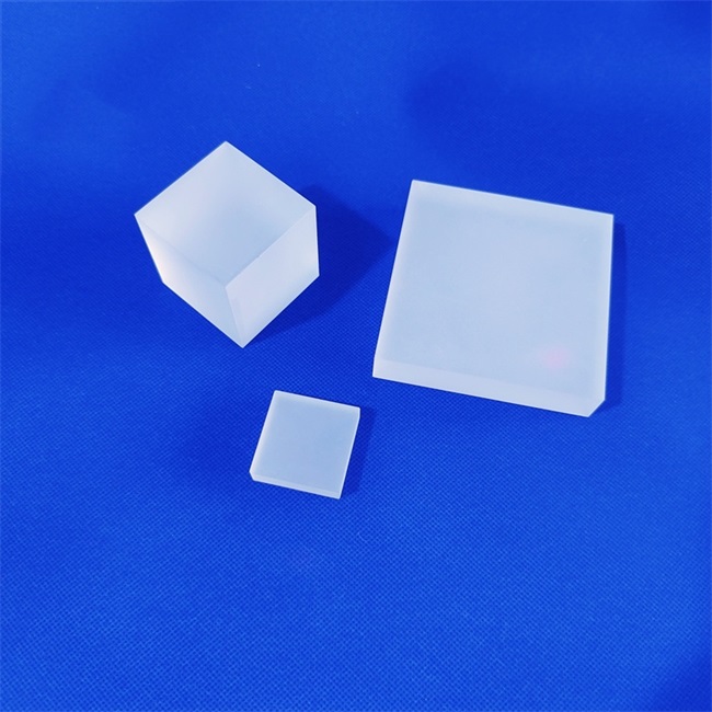 High-purity high-temperature resistant quartz ingots seller High-purity high-temperature resistant quartz ingots seller
