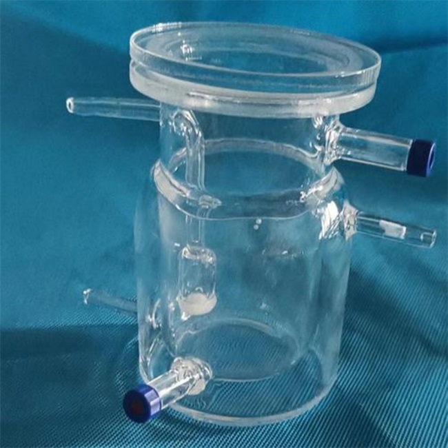 Transparent quartz glass instruments
