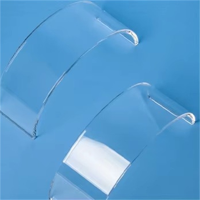 Fabricant de tube à quartz en forme de quartz semi-circulaire