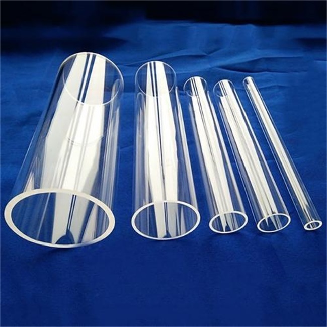 Large diameter quartz tube for optical field