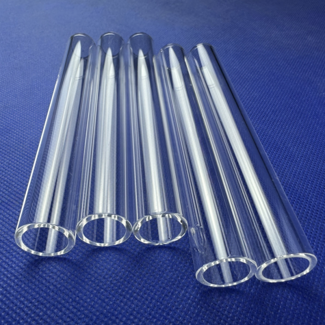What is the long-term use temperature of quartz tubes
