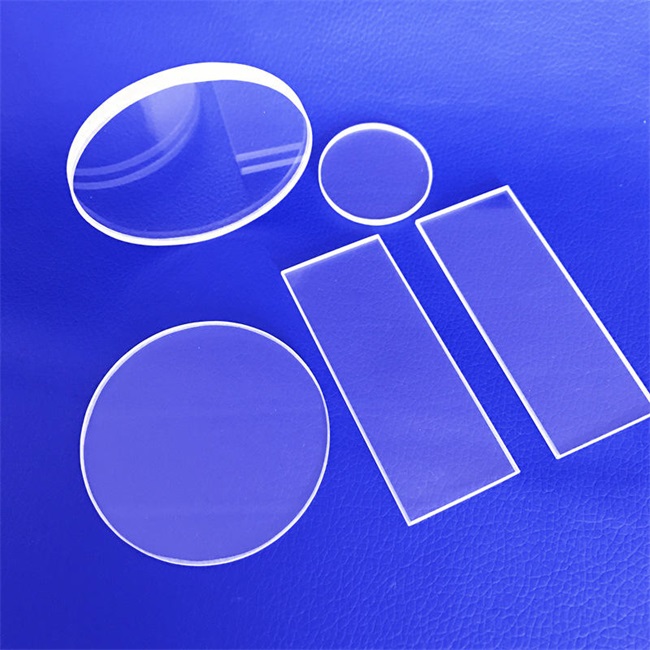 The material and basic characteristics of quartz glass