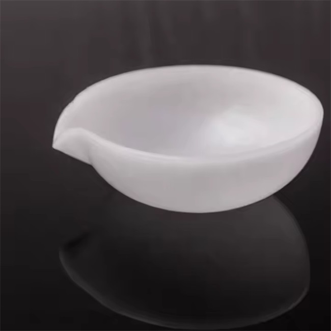 High temperature resistant milky white laboratory quartz crucible factory