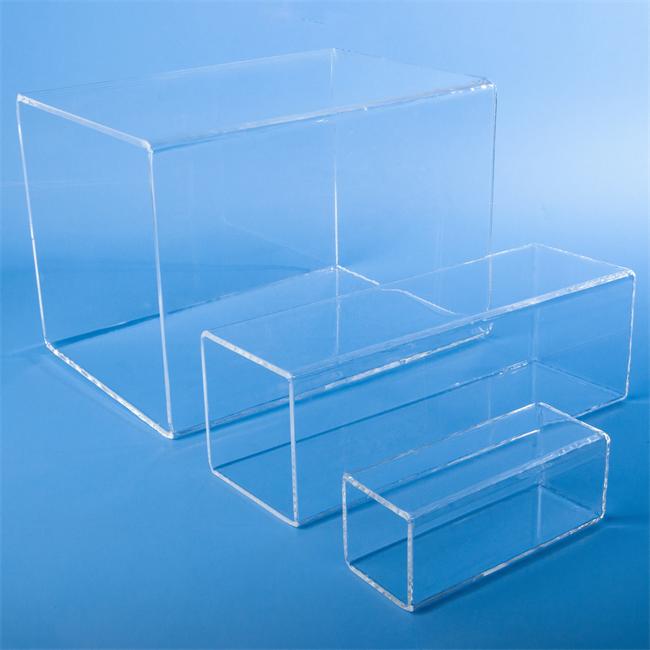 Corrosion resistant quartz square container