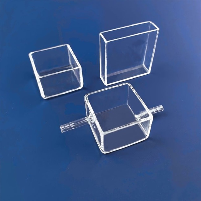 Transparent multi mouth quartz reaction tank