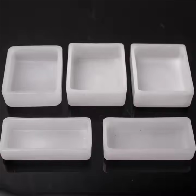 High temperature resistant milky white laboratory quartz crucible price