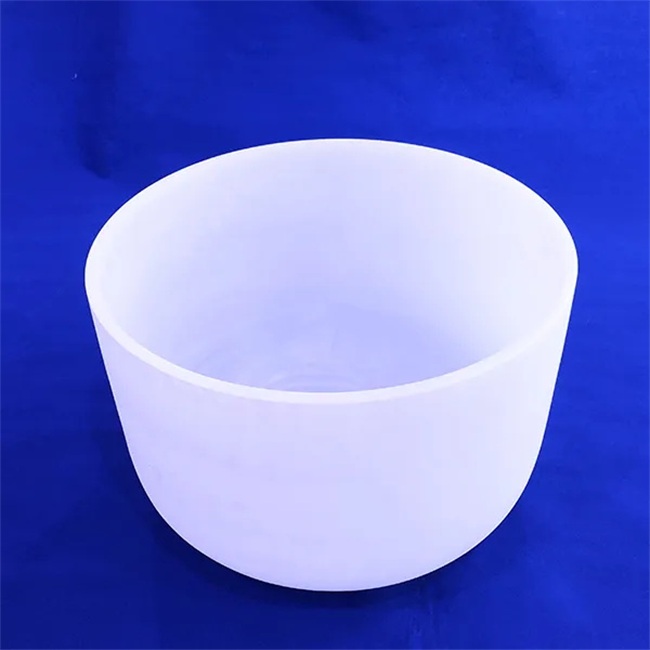 Quelle est la fiabilité du creuset de quartz utilisé en laboratoire