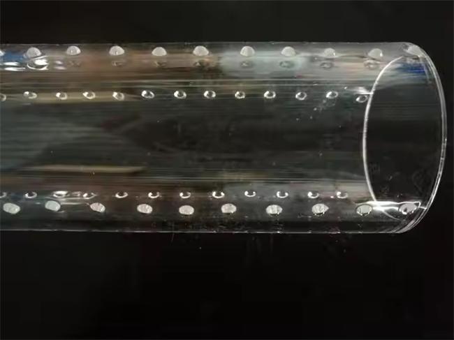 Hochtransparentes perforiertes Quarzglasrohr Preis