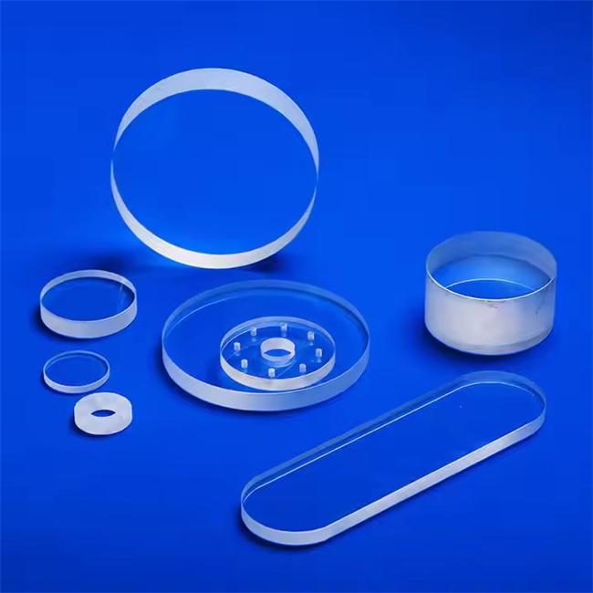 Transparent cut slotted quartz glass plate supplier