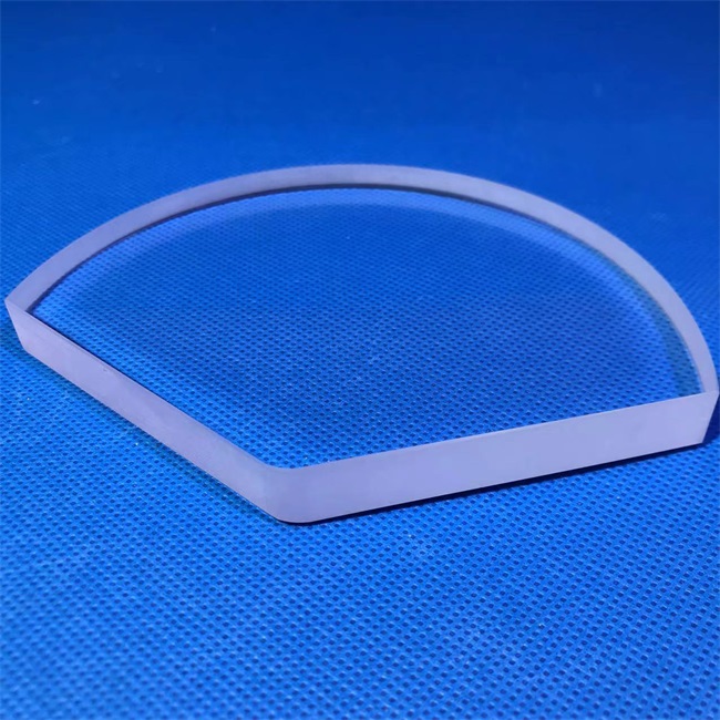 Fan-shaped quartz glass plate