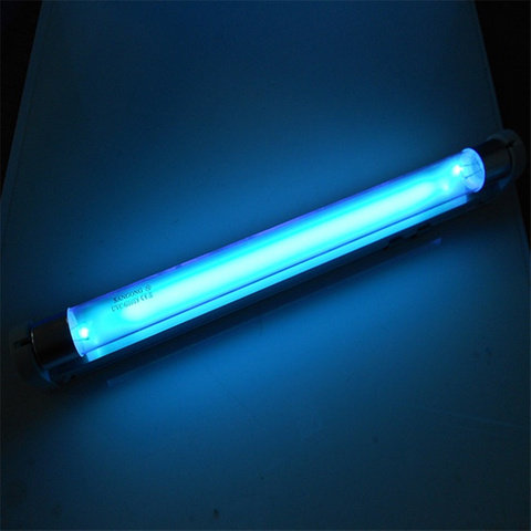 Lampe en verre de stérilisation à l'eau