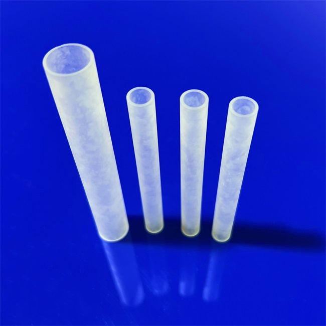 Application of high temperature resistant quartz glass tube in microwave device