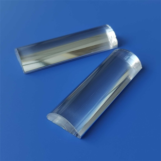 High refractive index quartz rods