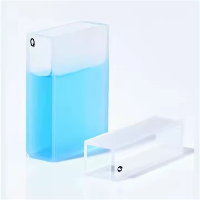 Laboratory high purity quartz cuvettes
