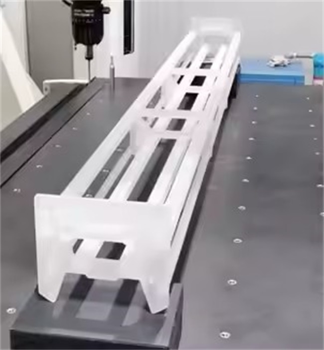 Große transparente Photovoltaik -Quarz -Bootsfabrik