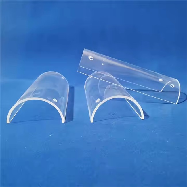 Transparent semicircular arc quartz plate