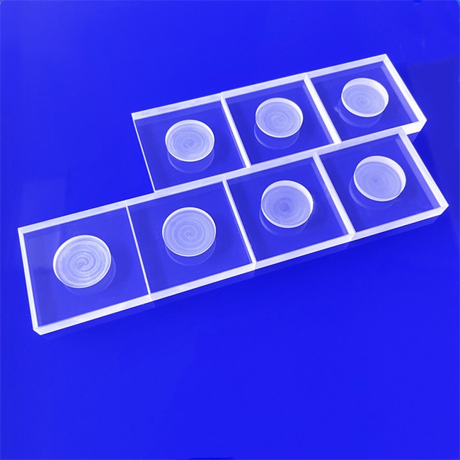 What is the high temperature resistance of quartz plates