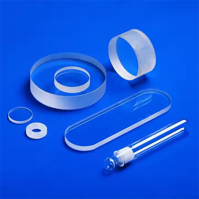 Transparent cut slotted quartz glass plate