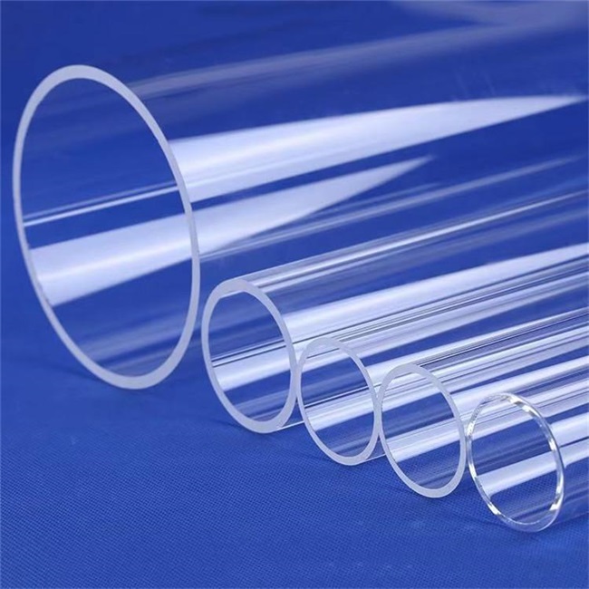 Quelles sont les différences entre le tube de quartz à grand diamètre et le tube de quartz de petit diamètre