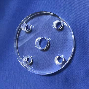 Plaque circulaire de quartz perforée épaissie transparente