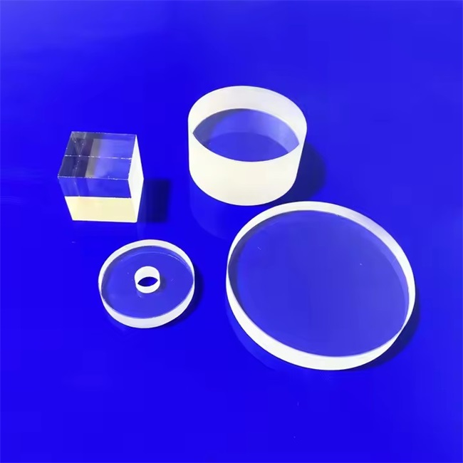 High purity polished laser perforated quartz plate manufacturer