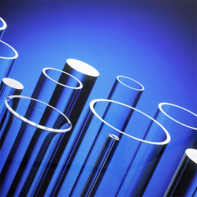 Quelles sont les applications des tubes en quartz dans les semi-conducteurs