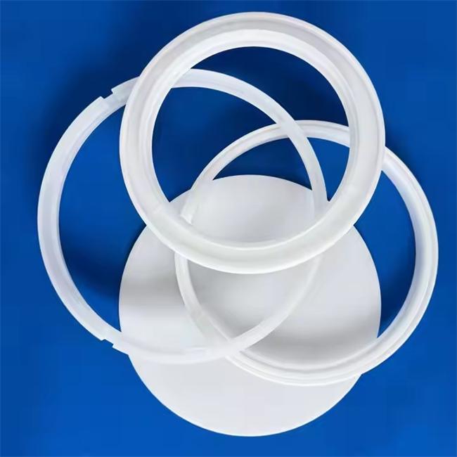 Creamy White Opaque Quartz plates Wholesaler