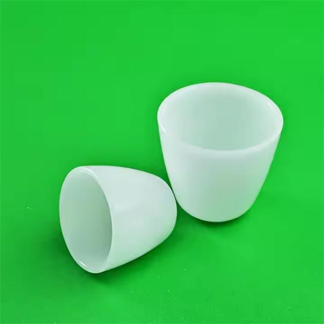 Semiconductor grade high-purity quartz crucible manufacturer